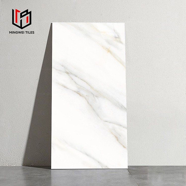 Madum taċ-ċeramika Tleqq igglejżjat