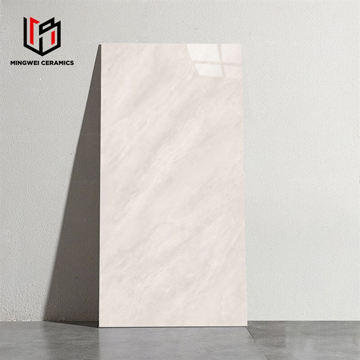 Madum illustrat b'kulur artab tleqq